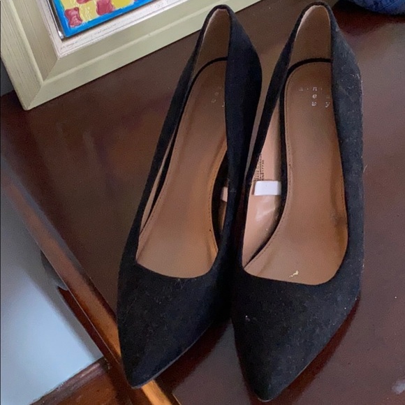a new day Shoes - Black Suède heels
